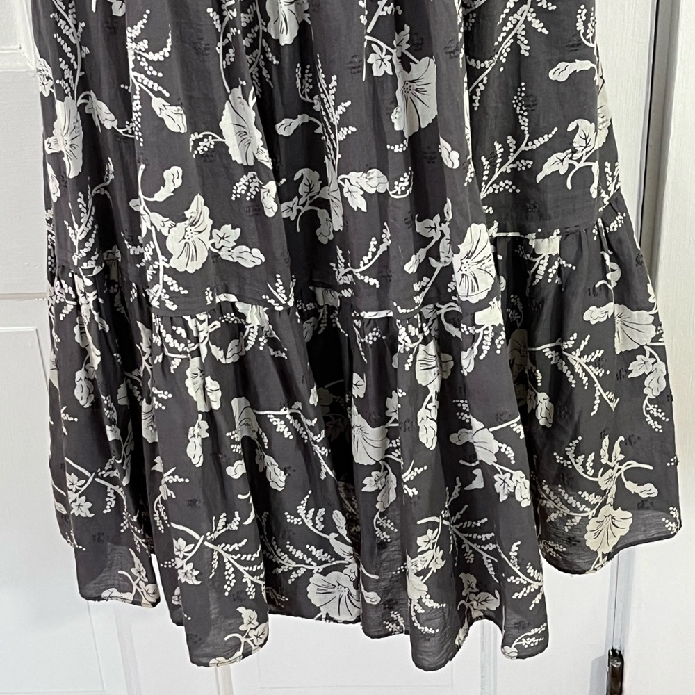 GAP Gray White Floral Pleated Ruffle Trim Shift Dress Spaghetti Strap Hawaiian 4 - Picture 3 of 13